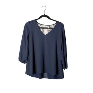 19 Cooper Navy Blue Sheer Preppy Lightweight Loose Fit Floral Lace Accent